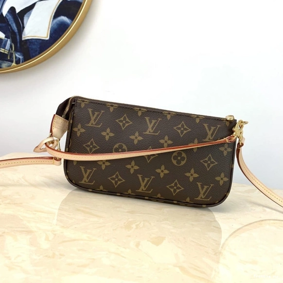First bag ru ACCESSOIRES Louis POCHETTE Vuitton 0726